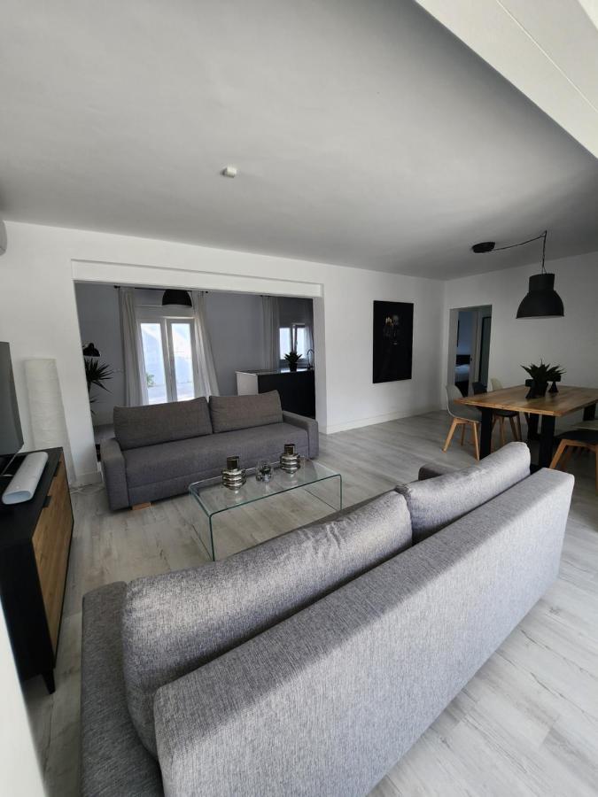 Villa Yoli 26 Con Piscina Y Jardin Cerca De La Playa 奇克拉纳－德拉弗龙特拉 外观 照片